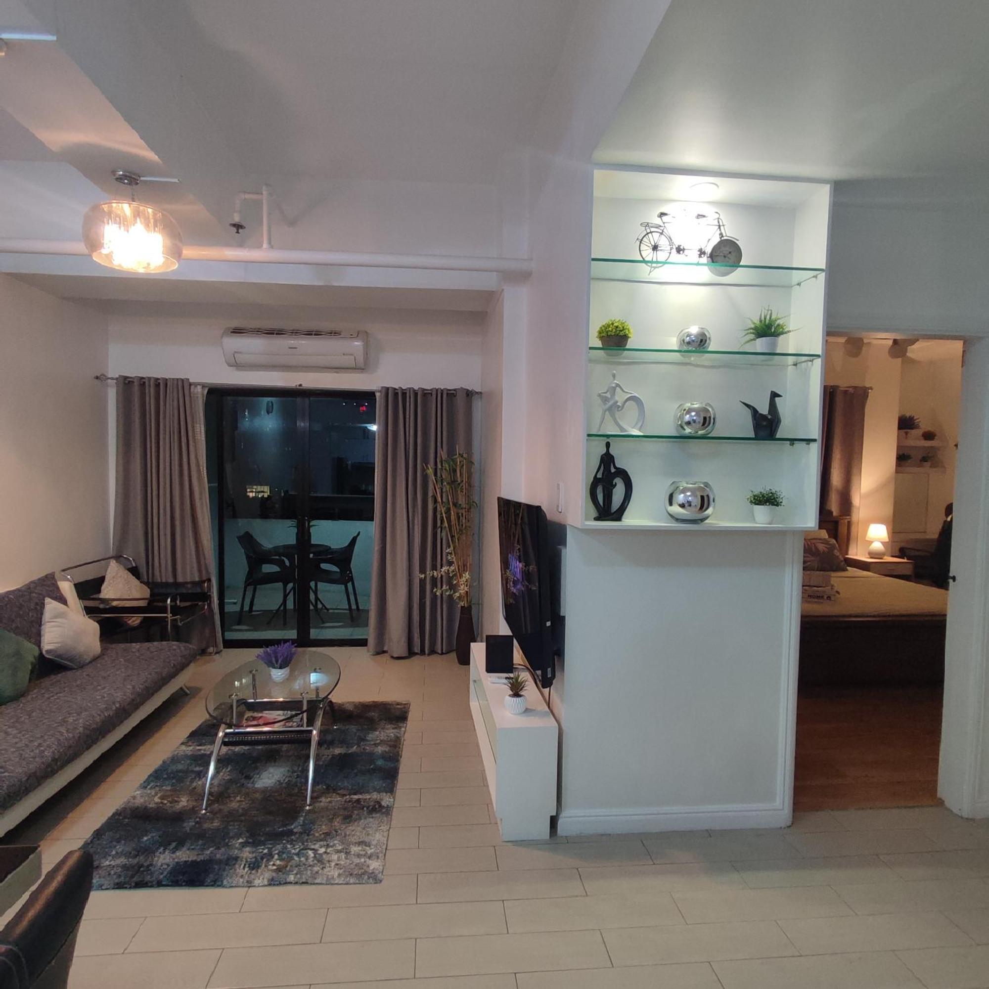Appartamento Superior 2 BR in Salcedo Makati Manila Esterno foto