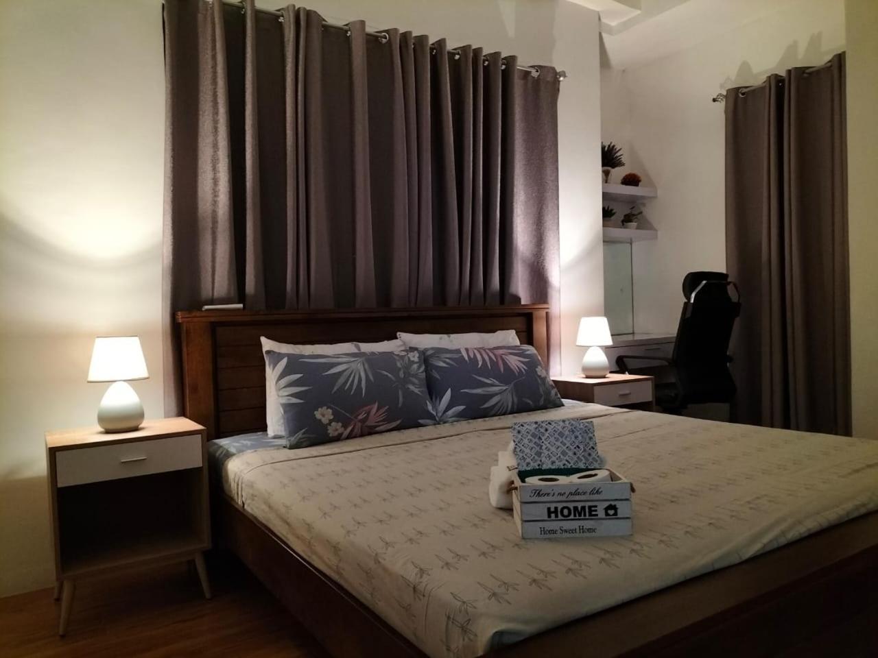 Appartamento Superior 2 BR in Salcedo Makati Manila Esterno foto
