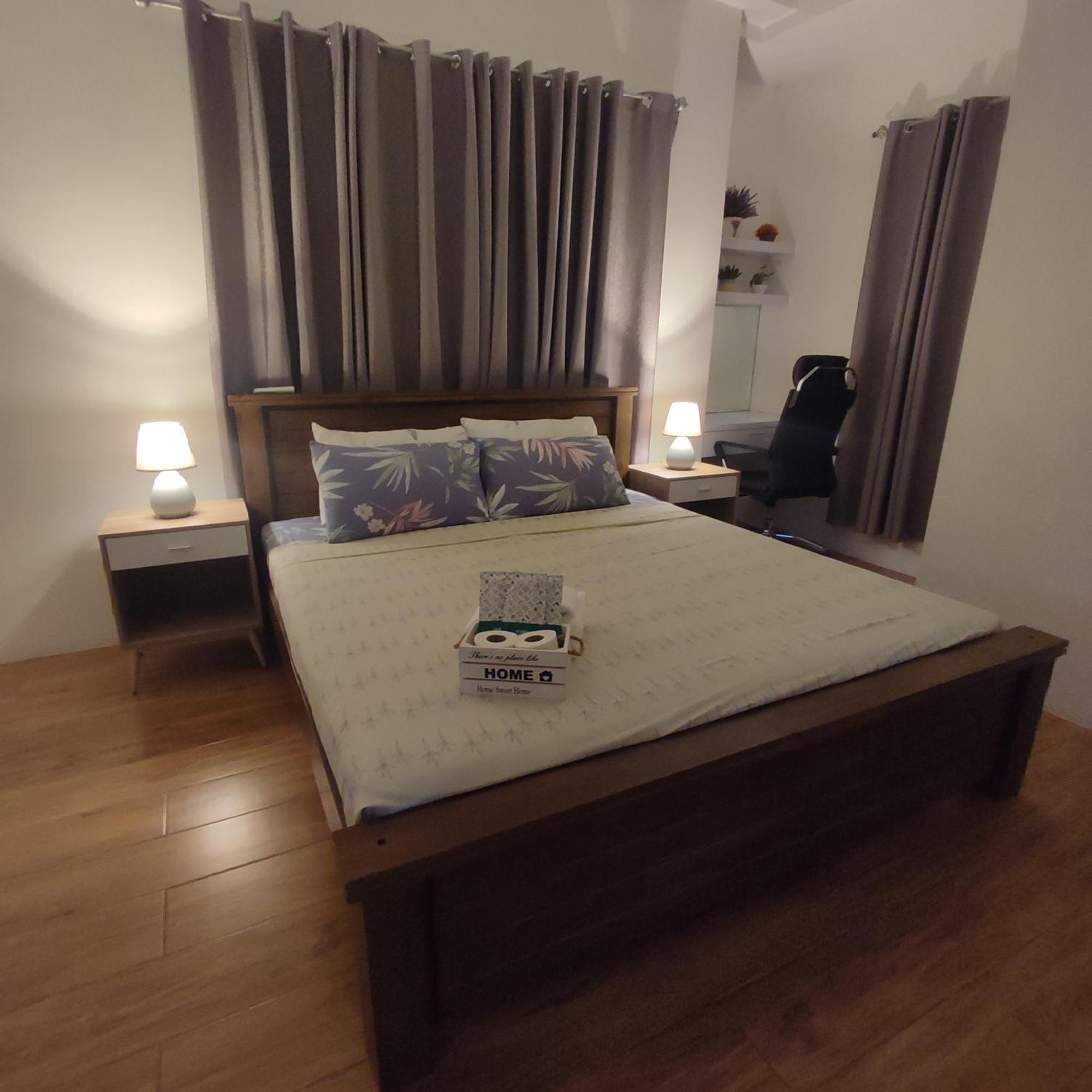 Appartamento Superior 2 BR in Salcedo Makati Manila Esterno foto