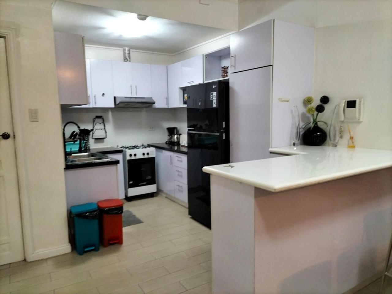 Appartamento Superior 2 BR in Salcedo Makati Manila Esterno foto