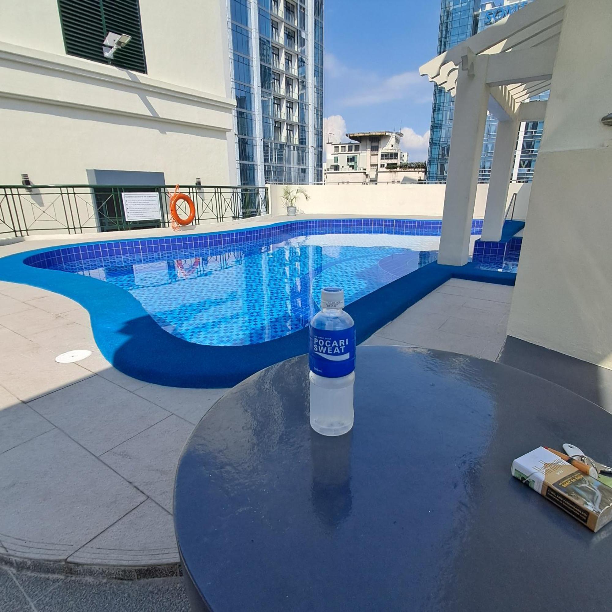 Appartamento Superior 2 BR in Salcedo Makati Manila Esterno foto
