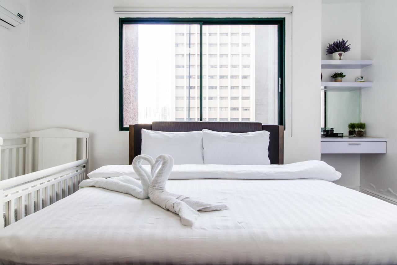 Appartamento Superior 2 BR in Salcedo Makati Manila Esterno foto