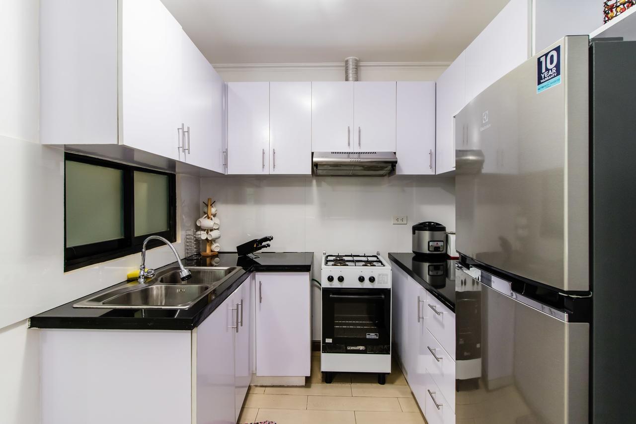 Appartamento Superior 2 BR in Salcedo Makati Manila Esterno foto