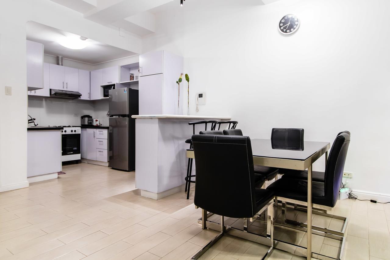 Appartamento Superior 2 BR in Salcedo Makati Manila Esterno foto