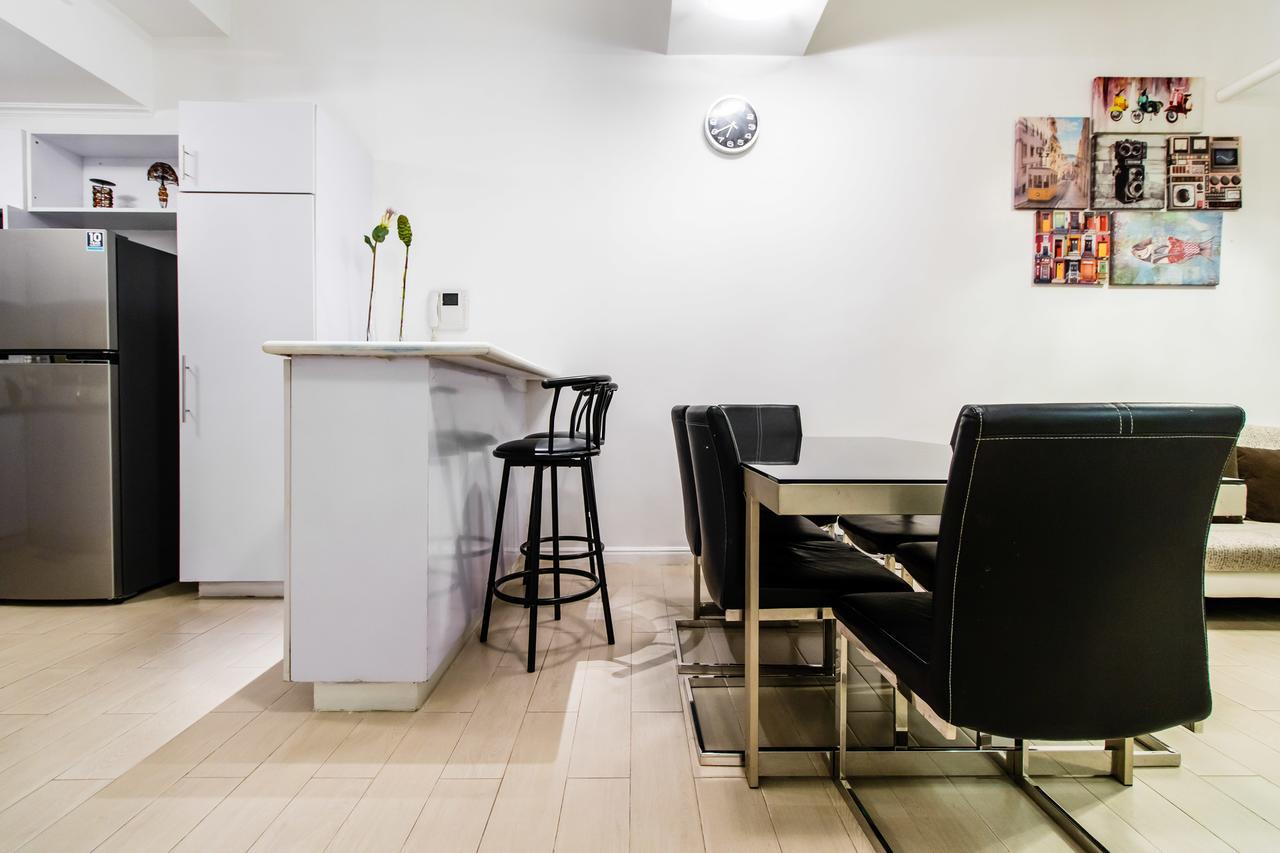 Appartamento Superior 2 BR in Salcedo Makati Manila Esterno foto