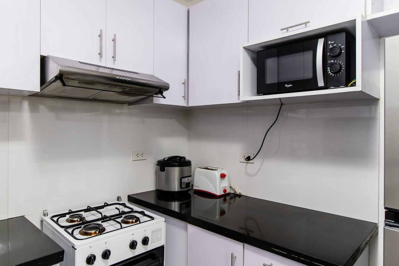 Appartamento Superior 2 BR in Salcedo Makati Manila Esterno foto