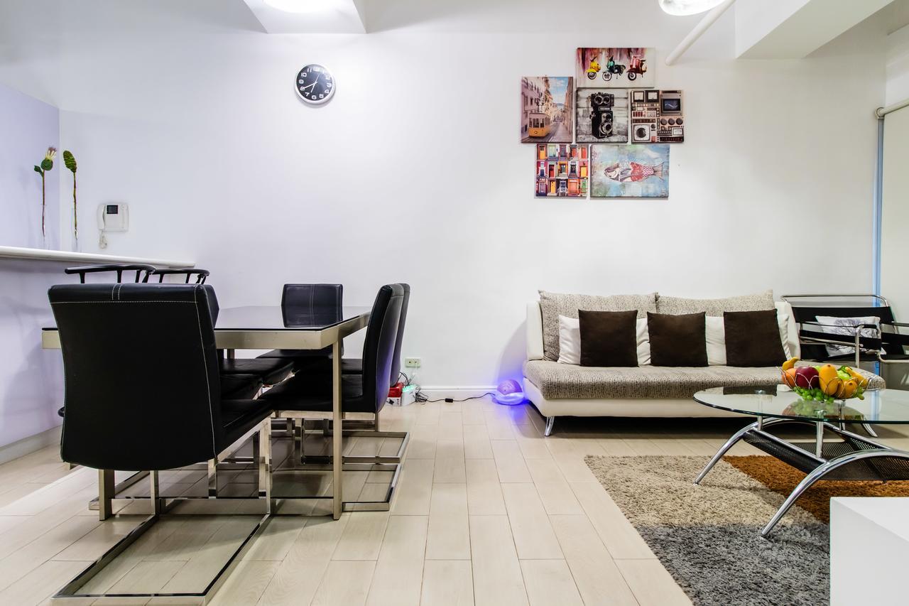 Appartamento Superior 2 BR in Salcedo Makati Manila Esterno foto